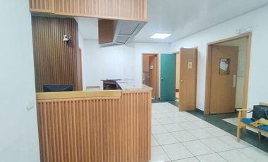 Consultorio medico en renta, sector La Pradera cerca de Clinica Pasteur