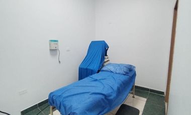 Consultorio medico en renta, sector La Pradera cerca de Clinica Pasteur