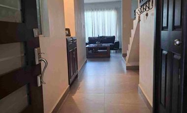 Casa remodelada, 4 recamas , Cumbres Élite sector villas