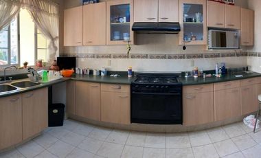 CASA EN VENTA EN CONJUNTO HORIZONTAL EN INTERLOMAS