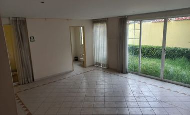 CASA EN VENTA EN CONJUNTO HORIZONTAL EN INTERLOMAS