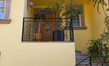 CASA EN VENTA EN CONJUNTO HORIZONTAL EN INTERLOMAS