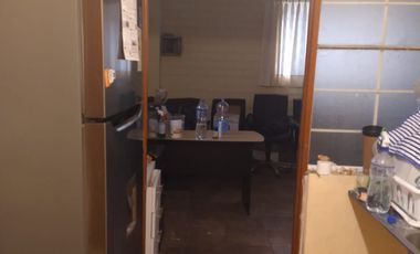 ¡CASA EN URB. SALAMANCA!