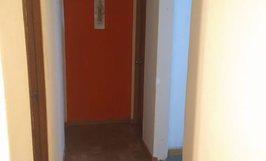 ¡CASA EN URB. SALAMANCA!