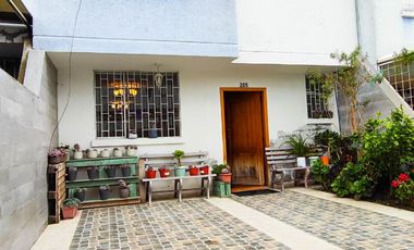 Casa - Macasto, Urbanización Valle hermoso 3, Ambato, Ecuador