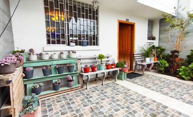 Casa - Macasto, Urbanización Valle hermoso 3, Ambato, Ecuador