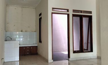 BEST PRICE! RUMAH SIAP HUNI BUANA SOETTA DEKAT SUMMARECON BANDUNG