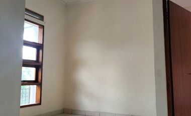 BEST PRICE! RUMAH SIAP HUNI BUANA SOETTA DEKAT SUMMARECON BANDUNG