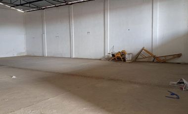 Bodega en renta 355m2