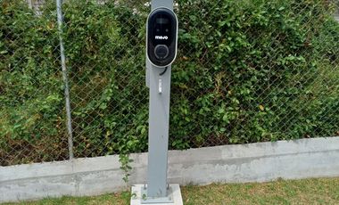 Arriendo casa por estrenar en Puembo en conjunto con piscina, pádel, gimnasio $900 incluida alícuota.