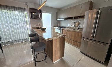 CASA EN VENTA EN RANCHO SANTA MONICA AGUASCALIENTES SUR