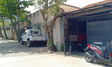 Rumah murah lokasi strategis 100 meter ke soekarno hatta Buah batu Bandung