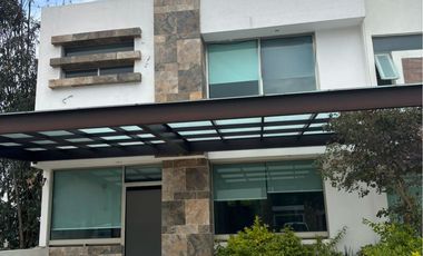 CASA EN RENTA EN VISTAS ALTOZANO