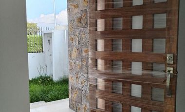 Casa en venta, sector Sangolquí, Valle de los Chillos