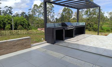 ALQUILO LINDA FINCA ALTAMIRA EN VILLETA INF AL3244258972 LOS ESPERAMOS.