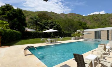 ALQUILO LINDA FINCA ALTAMIRA EN VILLETA INF AL3244258972 LOS ESPERAMOS.