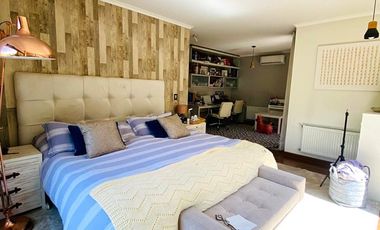 CASA CHILENA 1 PISO A PASOS COLEGIO PEDREGALES, 3D + 3B + Escritorio + P. Servicio + Piscina + Quincho