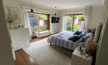 CASA CHILENA 1 PISO A PASOS COLEGIO PEDREGALES, 3D + 3B + Escritorio + P. Servicio + Piscina + Quincho