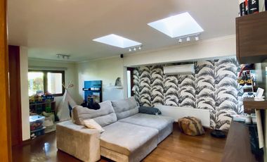 CASA CHILENA 1 PISO A PASOS COLEGIO PEDREGALES, 3D + 3B + Escritorio + P. Servicio + Piscina + Quincho