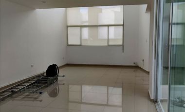 Residencia en Renta en Lomas de Angelópolis, Vista Marqués