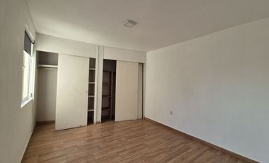 ¡No busques más! Aquí está tu próximo depa 🏠