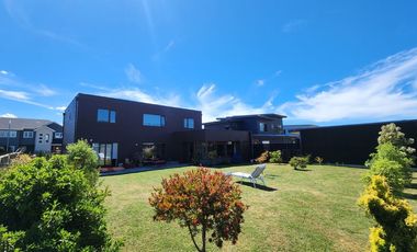 Arriendo casa Loteo Centenario