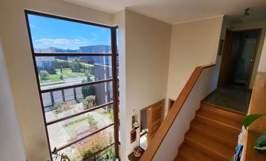 Arriendo casa Loteo Centenario