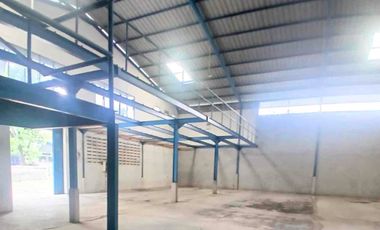 Di sewa gudang bagus siap pakai lokasi strategis dekat exit tol Cikarang Timur dan cikarang barat luas tanah 1142 m2 luas bangunan 941 m2 akses kontainer 40 feet di Cikarang Utara