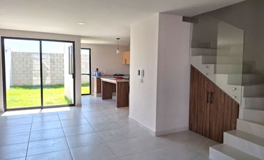 CASA NUEVA DE 3 RECÁMARAS CON JARDÍN EN FRACCIONAMIENTO DE CUAUTLANCINGO