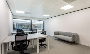 Alquiler de oficinas bellamente diseñadas para 5 personas en Buenos Aires, Distrito Quartier