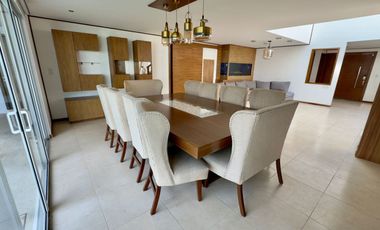 CASA EN RENTA EN FRACCIONAMIENTO A UN COSTADO DE LA CASETA DE LA ATLIXCAYOTL SEMI AMUEBLADA Y SIN MUEBLES