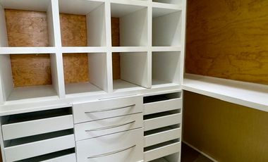 CASA EN RENTA EN FRACCIONAMIENTO A UN COSTADO DE LA CASETA DE LA ATLIXCAYOTL SEMI AMUEBLADA Y SIN MUEBLES