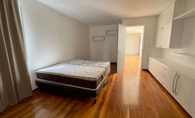 CASA EN RENTA EN FRACCIONAMIENTO A UN COSTADO DE LA CASETA DE LA ATLIXCAYOTL SEMI AMUEBLADA Y SIN MUEBLES