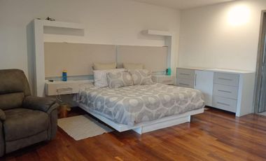 CASA EN RENTA EN FRACCIONAMIENTO A UN COSTADO DE LA CASETA DE LA ATLIXCAYOTL SEMI AMUEBLADA Y SIN MUEBLES