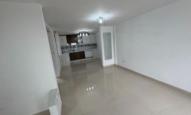 Casa en venta sector alma lojana puengasi dentro de conjunto