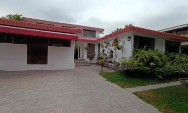 CASA EN VENTA PUNTILLA