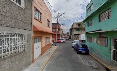 CASA EN VENTA TRATO DIRECTO CON EL BANCO NO SE ACEPTAN CREDITOS