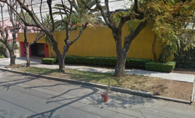 CASA EN VENTA EN LOMAS DE CHAPULTEPEC