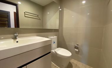 A one bedroom unit for rent or sale with 360 view of greens in Mae Rim, Chiang Mai