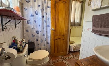 VILLAMIL PLAYAS VENDO CASA RENTERA DE TRES PISOS A UNA CUADRA DEL MAR