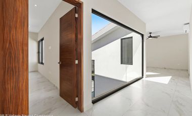 Residencia de Lujo con Alberca y Jardín Privado en Los Tigres, Nuevo Vallarta