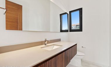 Residencia de Lujo con Alberca y Jardín Privado en Los Tigres, Nuevo Vallarta