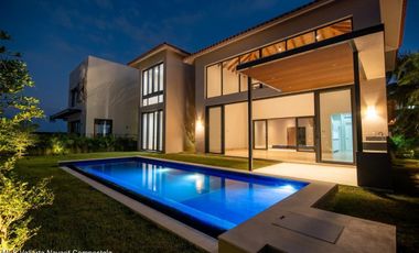 Residencia de Lujo Cerca de La Playa y con Alberca Privada en Los Tigres - Nuevo Vallarta