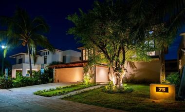 Residencia de Lujo Cerca de La Playa y con Alberca Privada en Los Tigres - Nuevo Vallarta