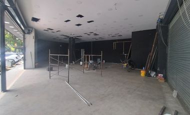 LOCAL COMERCIAL  EN EL GRAN LIMONAR