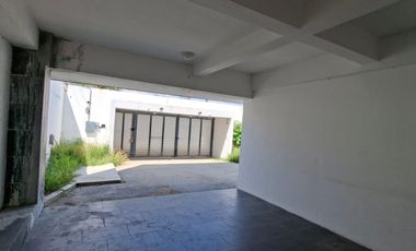 CASA EN RENTA, 5 RECS, PARA OFICINA O CASA HABITACION, TERAN, TUXTLA GTZ, CHIAPAS