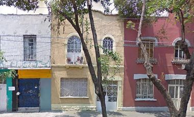 Casa en C. de Chiapas, Roma Norte, EN REMATE SUPER OPORTUNIDAD!