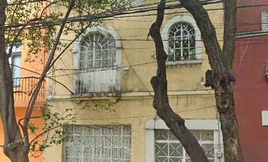 Casa en C. de Chiapas, Roma Norte, EN REMATE SUPER OPORTUNIDAD!