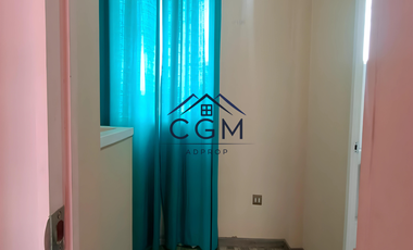 Casa De 2 Pisos Barrio Tranquilo Frente A Plaza con Juego