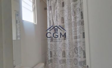 Casa De 2 Pisos Barrio Tranquilo Frente A Plaza con Juego